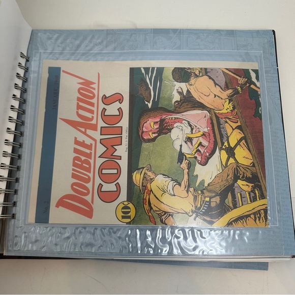 The DC Vault: A Museum-in-a-Book - Picture 4 of 9